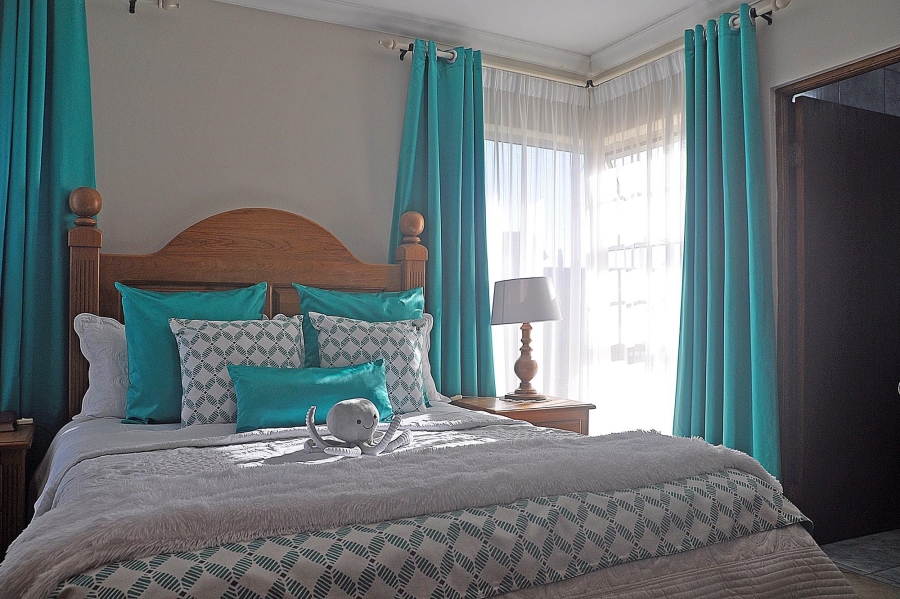 5 Bedroom Property for Sale in Tergniet Western Cape